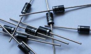 二極管IN4148與IN4007